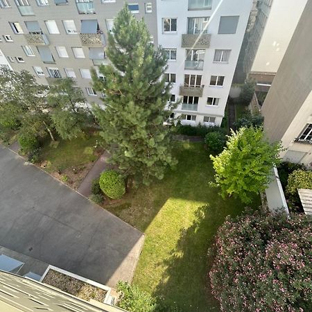 Appartement Meuble Tres Bien Situe Boulogne-Billancourt Exterior foto